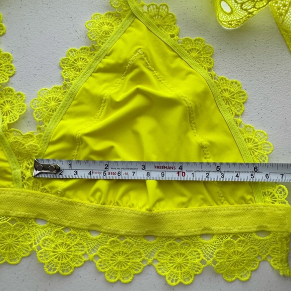 SALE 🏷️Aerie Lace Trim Bralette Size Medium - Picture 8 of 10